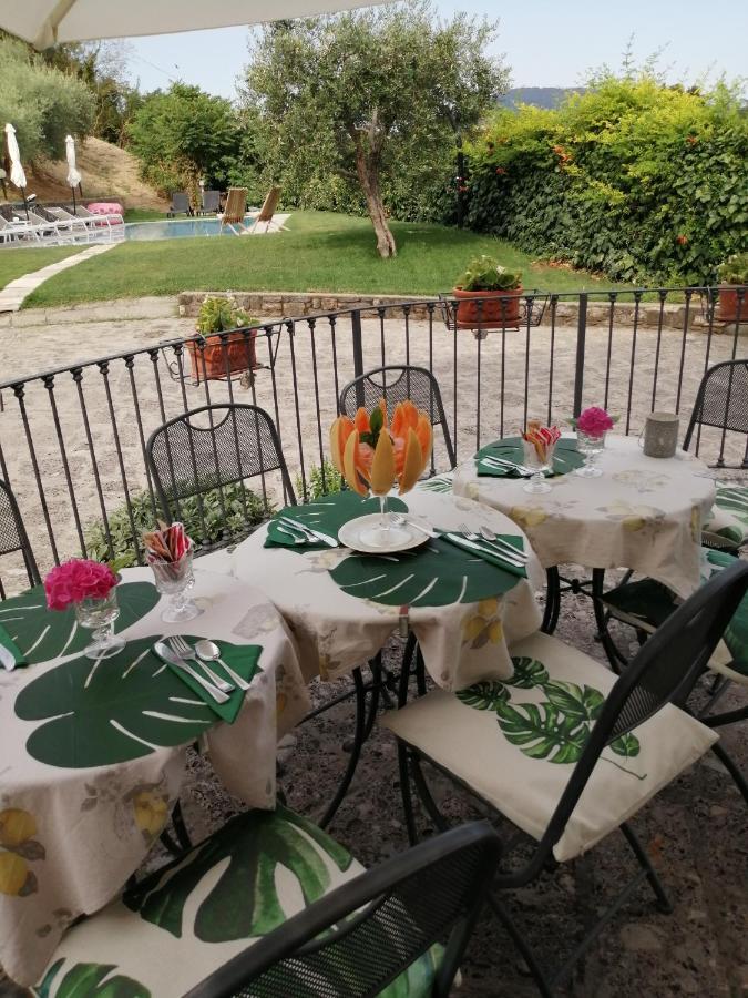 איסאו B&B Ronco Degli Ulivi מראה חיצוני תמונה